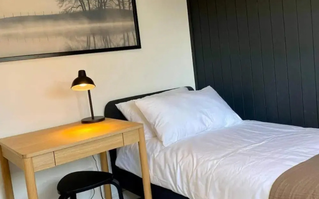 Carrick Retreat - Free off Street Parking