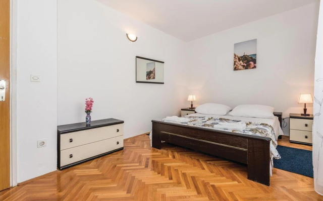Stunning Apartment in Sibenik With Wifi and 3 Bedrooms