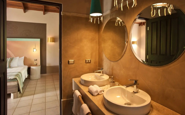 Cala Luna Boutique Hotel & Villas