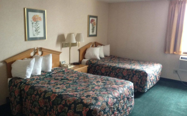 Blueway Inn & Suites Roseville