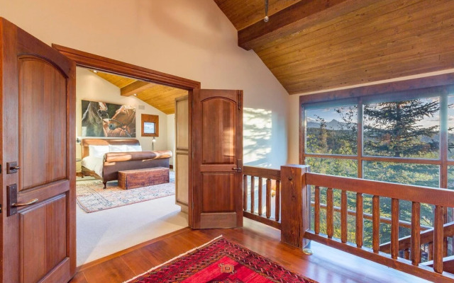 Country Club Estate by Exceptional Stays