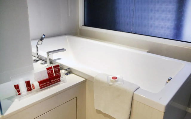 Citrus Sukhumvit 13 Nana Bangkok by Compass Hospitality