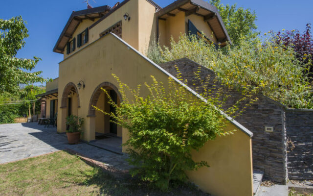 Отель Casa Gianna - Three Bedroom Массароза вид на фасад