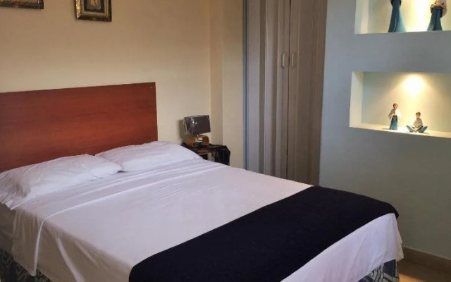 El Patio Suites I