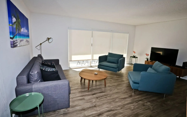Nuovo Miami Apartments at Coconut Grove
