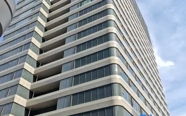Rujia Huayi Selected Hotel (Jinan West Market Branch)