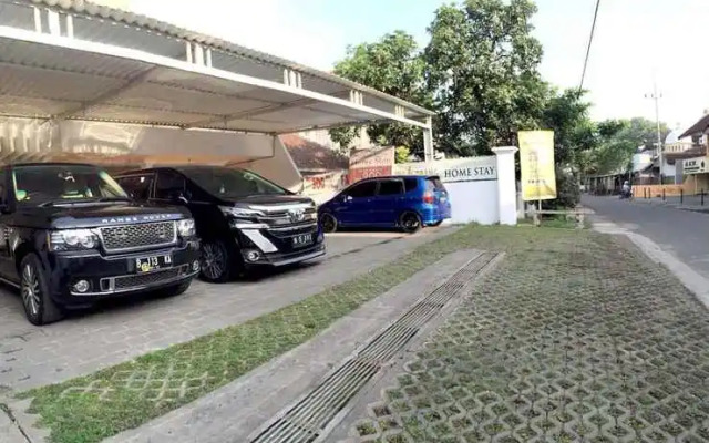 Pulosari Living