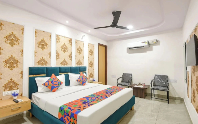 Fabhotel Ab Residency