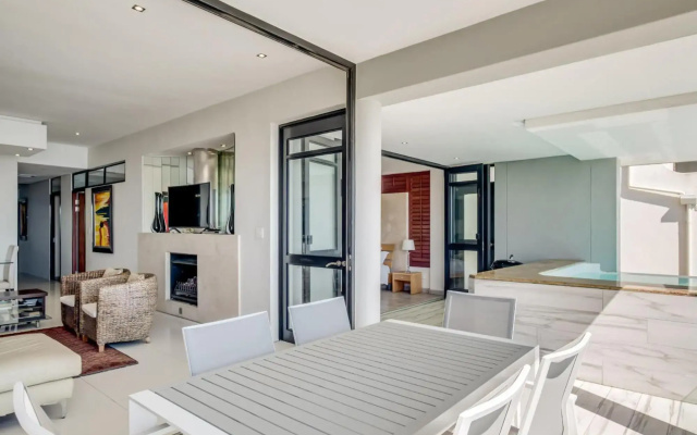 Bali Luxury Suite E