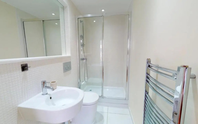 Indescon Square At Canary Wharf By Mysquare (2 Bedroom)
