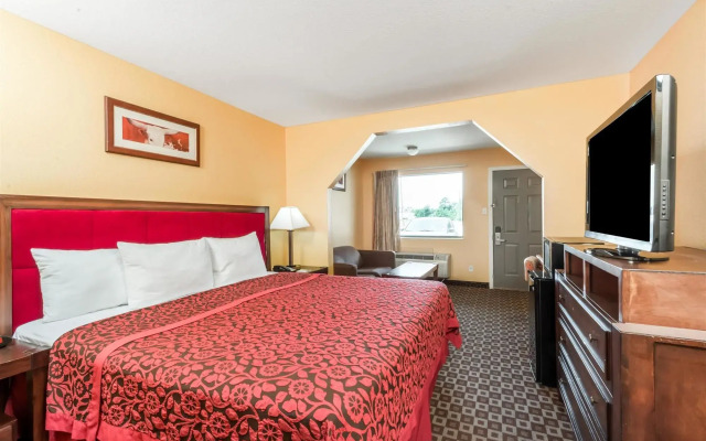 Days Inn by Wyndham Sulphur LA