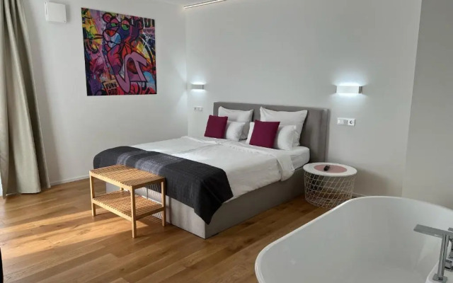 Weingut-Aparthotel Olinger