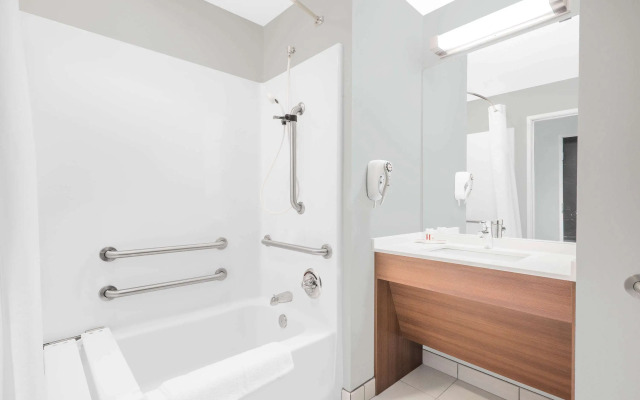 Microtel Inn & Suites By Wyndham Binghamton