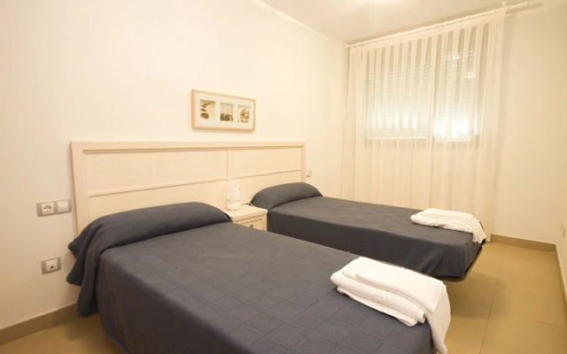 Apartamentos Playa Romana Low Cost 3000