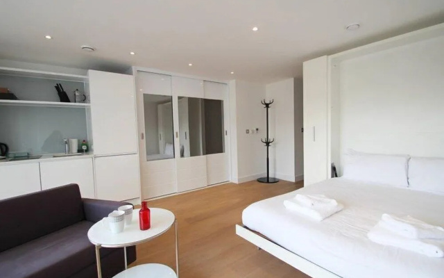Aldgate East Studio