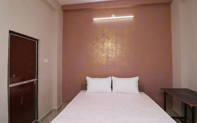 SPOT ON 37467 Shivram Hotel