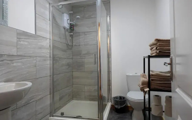 LuxeLiving Apartment