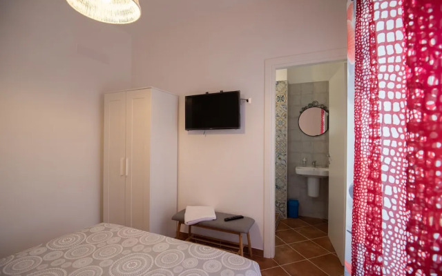 Floris Bed And Breakfast