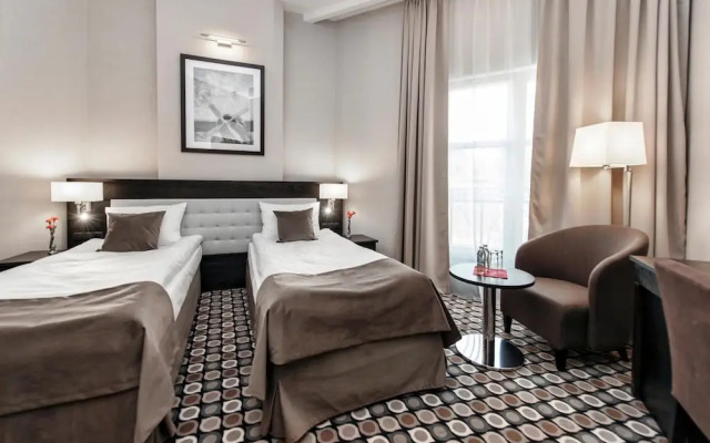 Hotel Red Baron