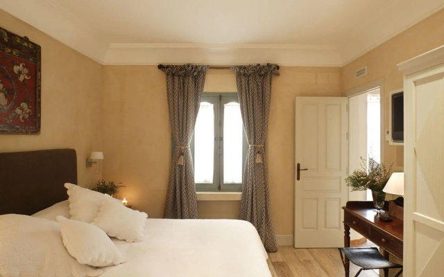 Hotel Boutique Corral del Rey by ALUZ Collection