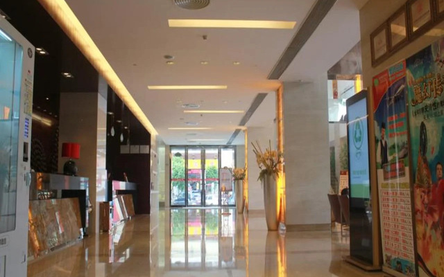 Vienna Hotel - Guangzhou South Railway Station Branch