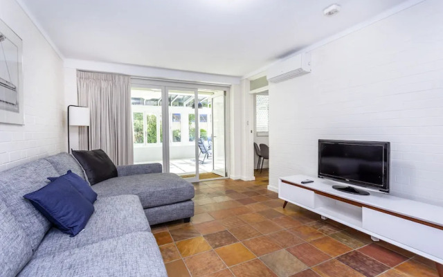 High Tor Apartment 6