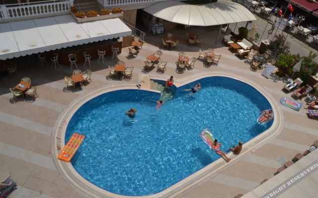 Club Kibele Hotel and Apartments