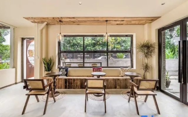 Shanjian Dieyuan B&B (Chongqing Nanshan Yihuali Night View Park Branch)