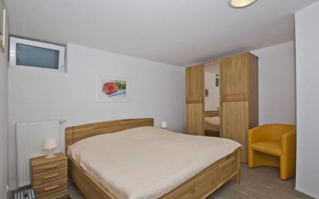Ferienwohnungen am Hochzeitsberg FeWo 17 Souterrain-Wohnung