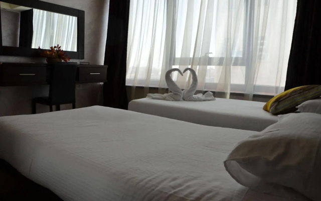 Diamond Hotel Suites