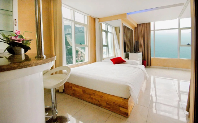 Handy Holiday Nha Trang Beach Apartment