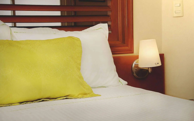 Alcazar Suites