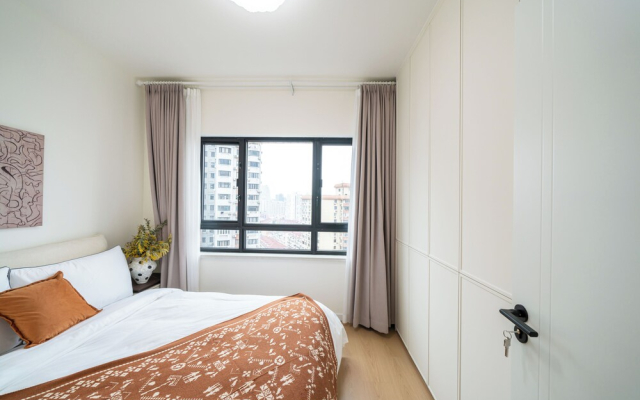 Tyms 3BR 2BA Apt  Gubei Fully Furnished
