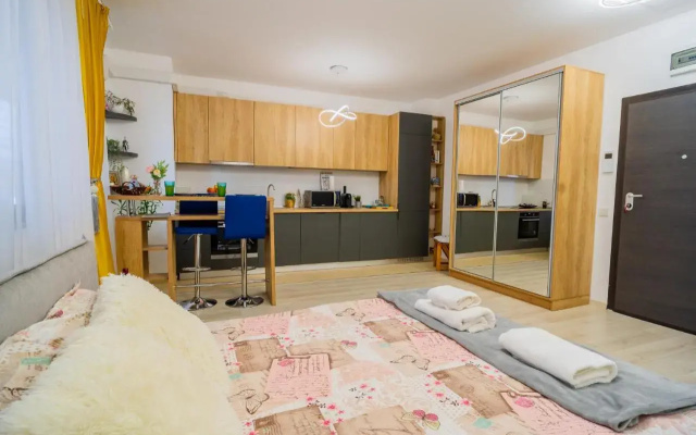 Queen Elizabeth, Ultracentral, Free Parking & AC