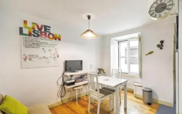 Alfama 88, By Home With a View
