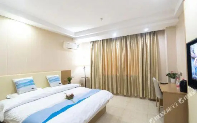Huangjin Business Hotel