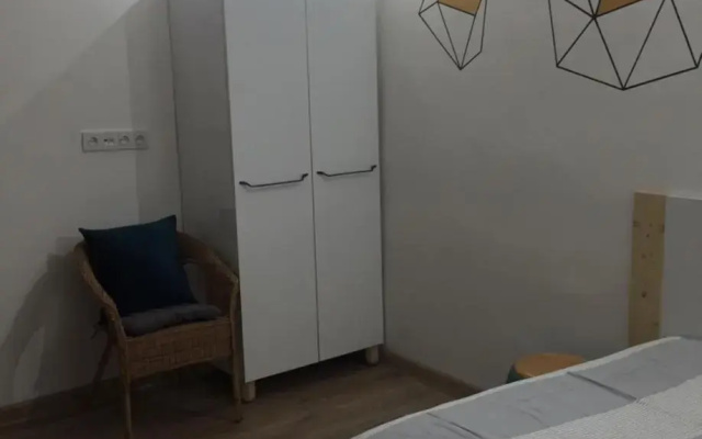 apartment 7