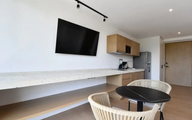 Kumaru Suites by The Spot Rentals