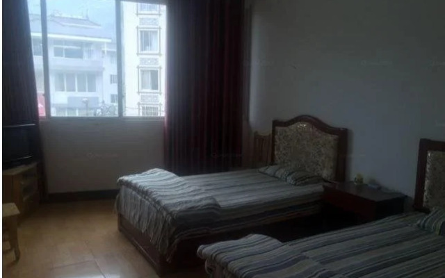 Ya'an Baoxing Fuyuan Hotel