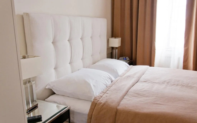 6 rooms