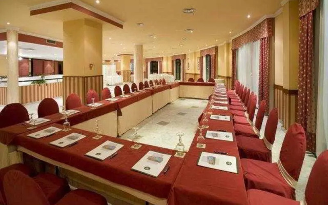 Hotel Cáceres Golf