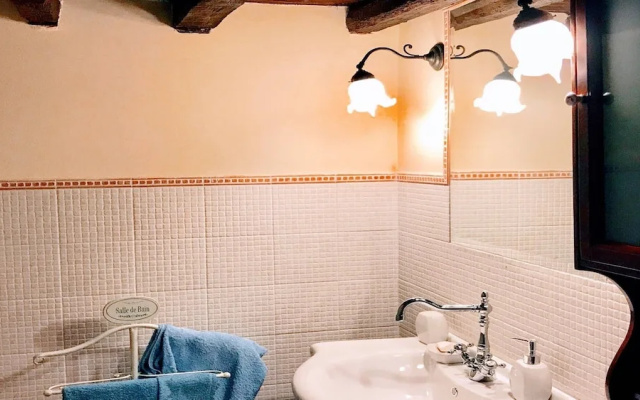 Spoleto Contessa Media, Central Spoleto, Sleeps 4