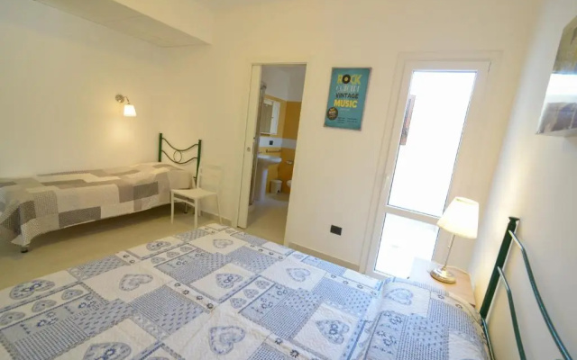 Toto Residence