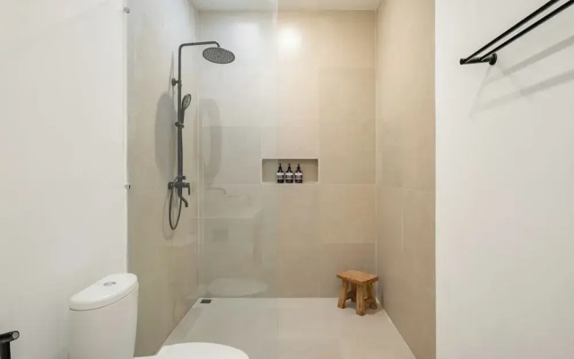 Luxe Villa Amra By OriVista w/ Rice Field Views