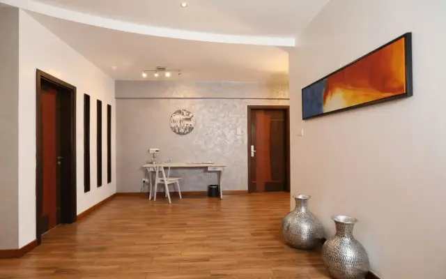 Bidwood Suite Hotel