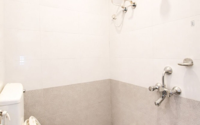 Hotel Blueee Sagar Near Golden Sea Beach