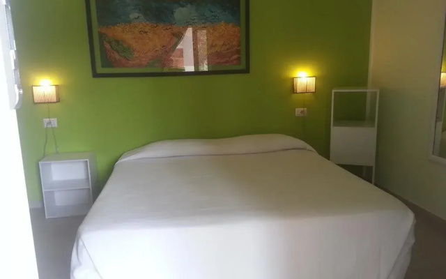 Cyrnea B&B