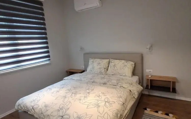 AR Hotel