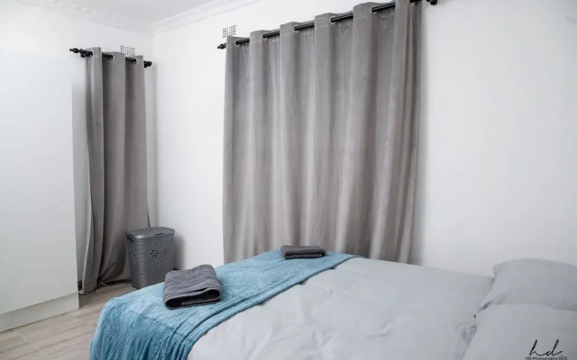 Grey Mansion BnB