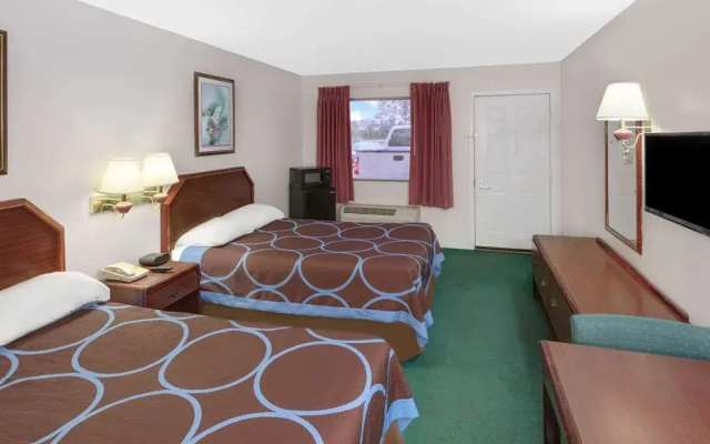 Super 8 by Wyndham Ocean Springs Biloxi